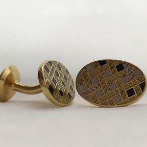 🛑PRICE DROP🛑 Gold Cufflinks